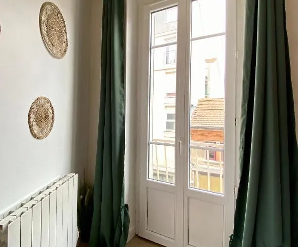 Apartment Le Tropical #confort#proche Gare Clermont-Ferrand